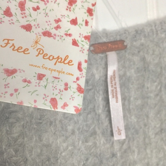 FREE PEOPLE - GREY SWEATER - L - NWT - Picture 5 of 11